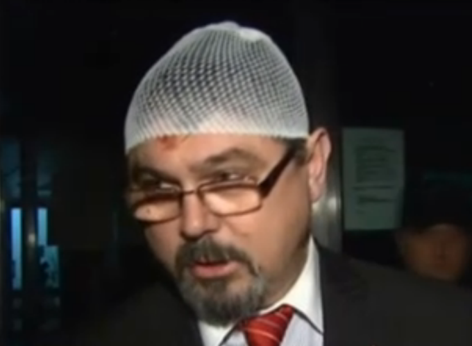 Dragos Tantareanu i-a spart prietenului sau capul cu o scandura