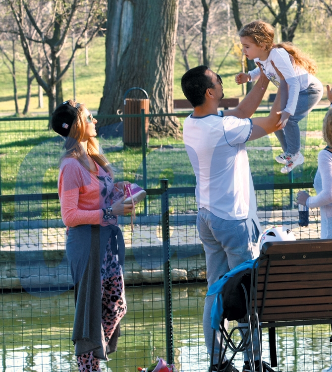 Familia Andreei Banica s-a distrat pe cinste in aer liber