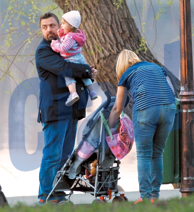 Horia Brenciu si fetita - 4