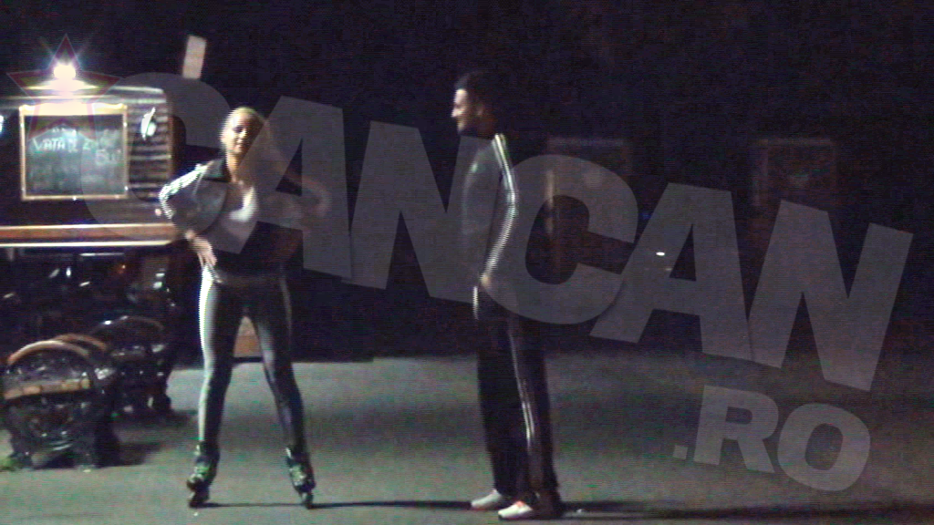 Inainte sa inceapa turele pe role, cei doi s-au incalzit cu cateva exercitii usoare