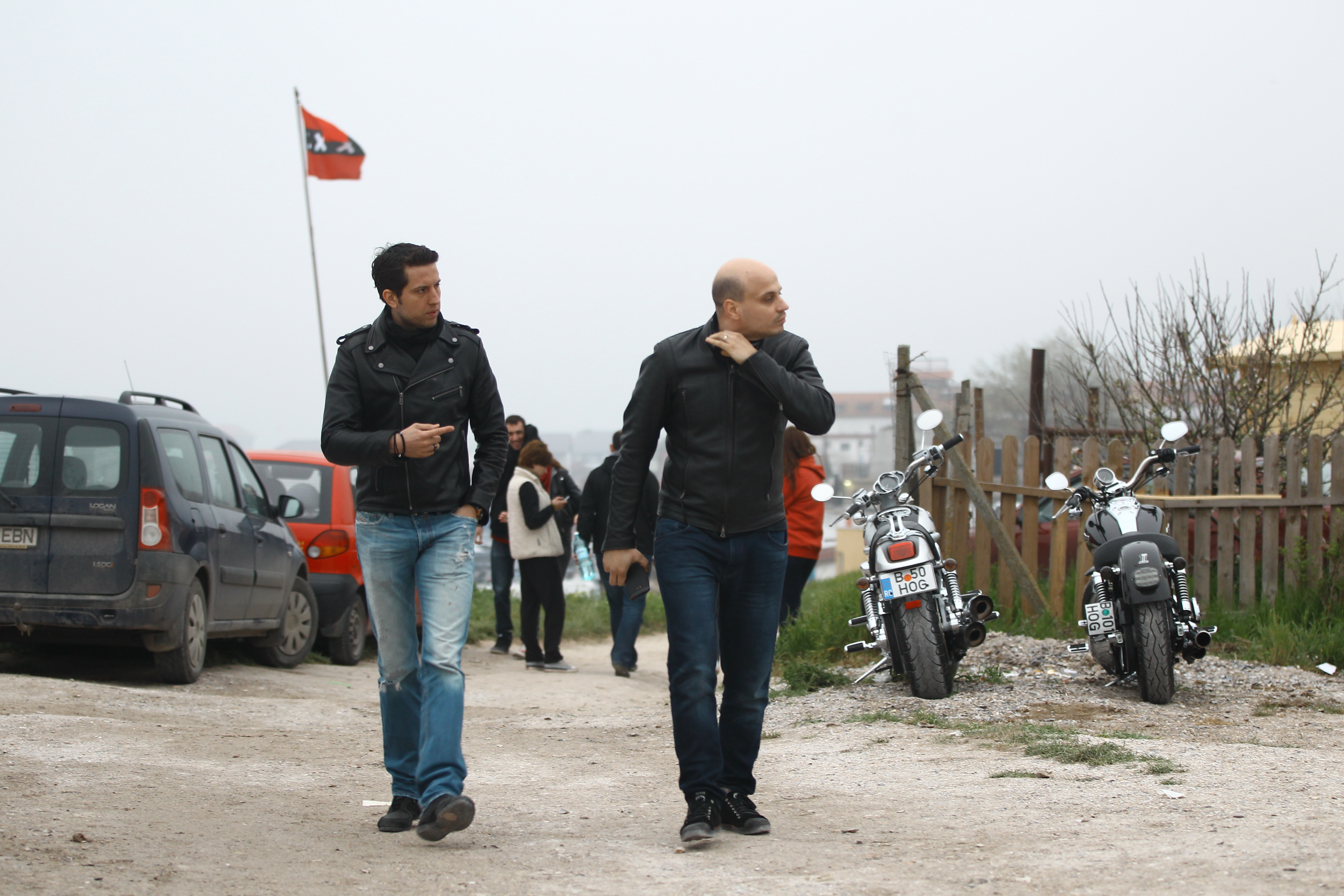 In timp ce Giulia se odihnea in statiunea Mamaia, Vlad se plimba prin Vama Veche