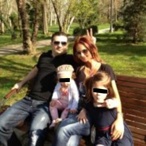 Amanta lui Iulian are doi copii