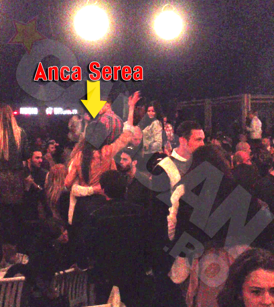 Anca a urcat pe masa alaturi de Gina