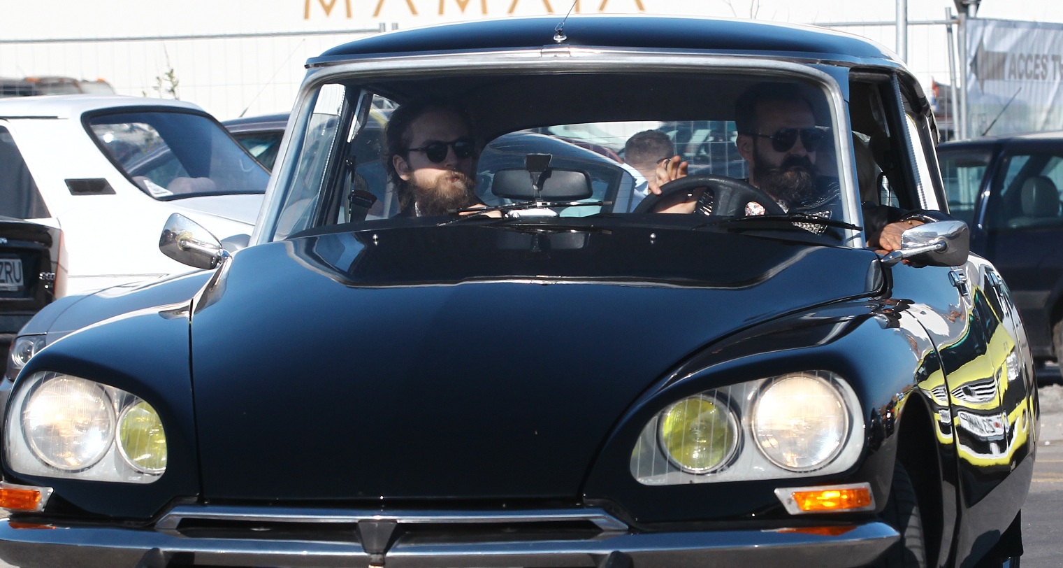 Florin Dobre a defilat la volanul unui superb Citroen Ds