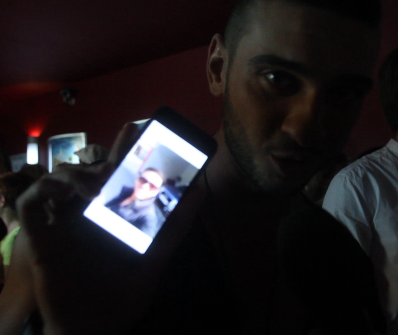 Dorian Popa ne-a aratat cel mai recent selfie pe care il avea in telefon