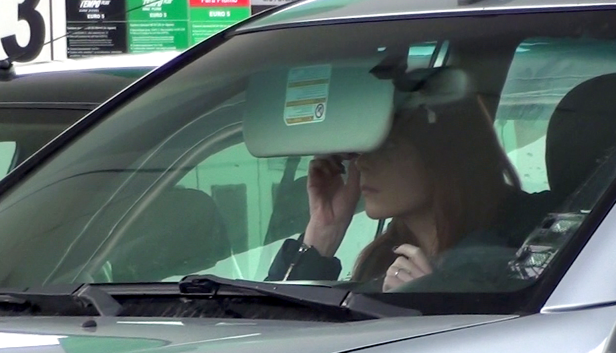 Tanara s-a aranjat in lipsa lui Iosefini