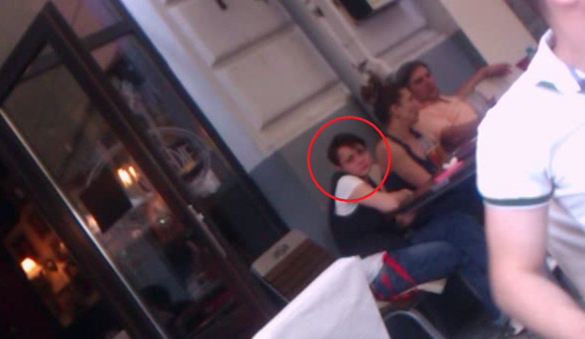 Dorina Chiriac a stat foarte abatuta la masa, fara sa participe la discutii