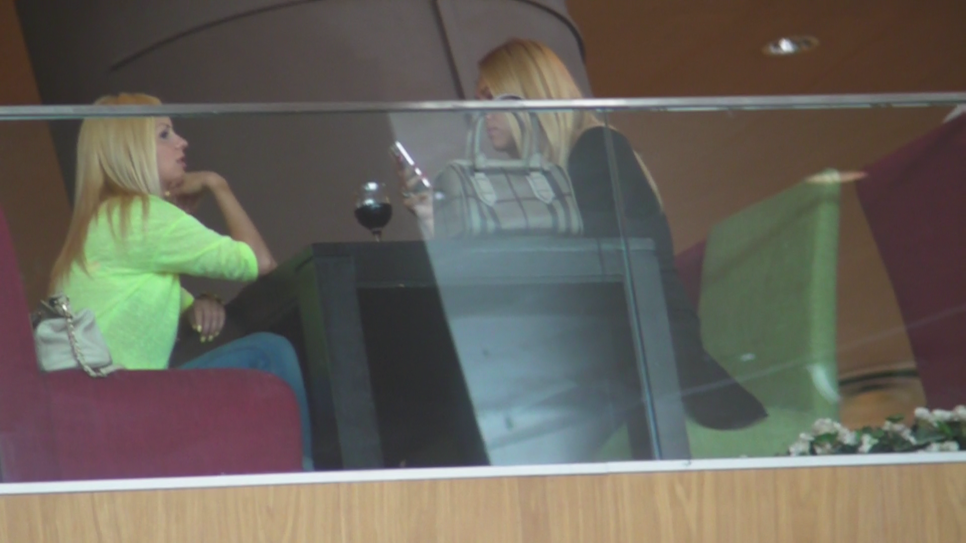 Pisi nu mai frecventeaza atat de des cluburile de noapte precum o facea in urma cu cativa ani