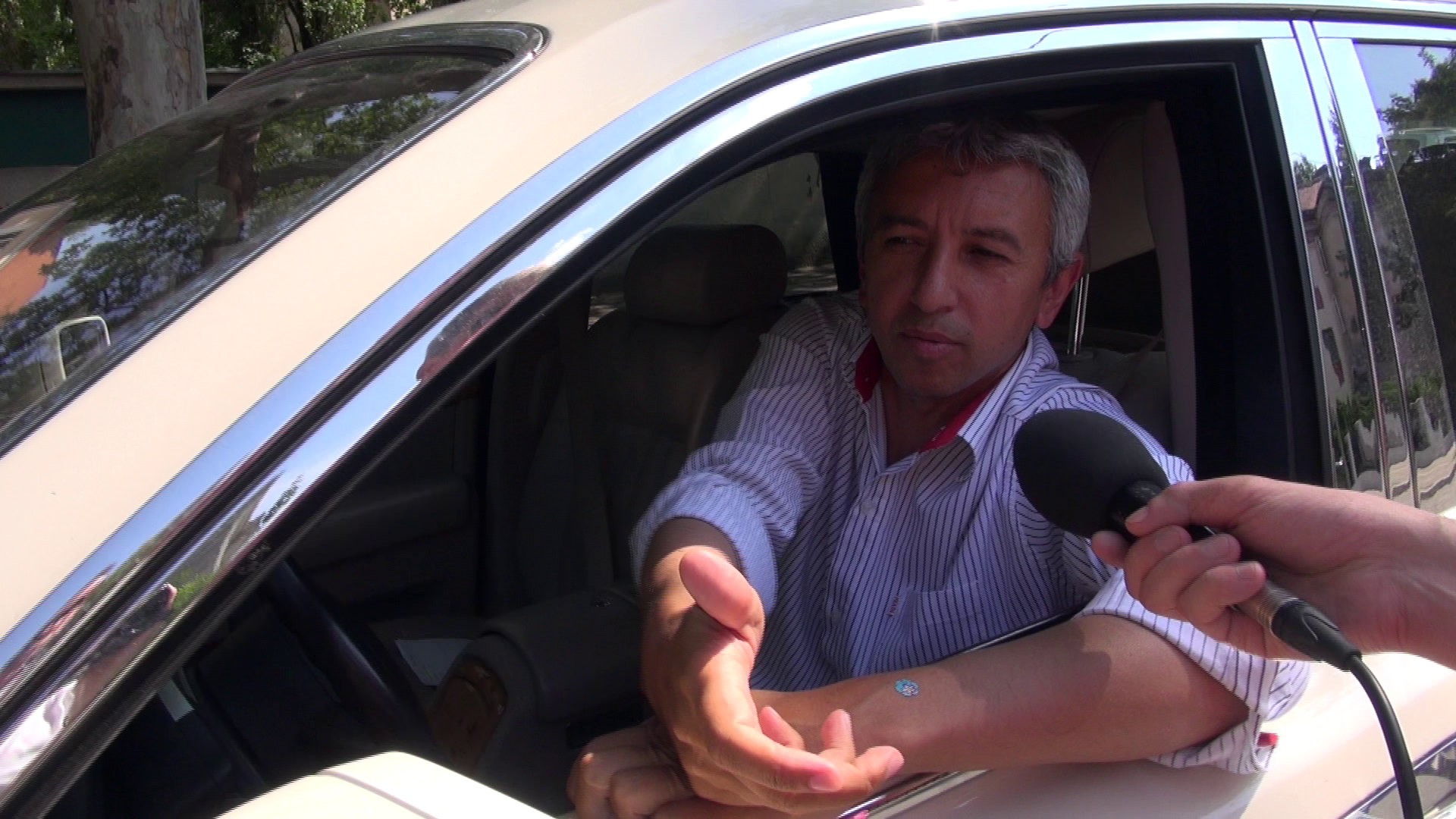 Dan Diaconescu a fost, zilele trecute, in vizita la palatul lui Gigi Becali