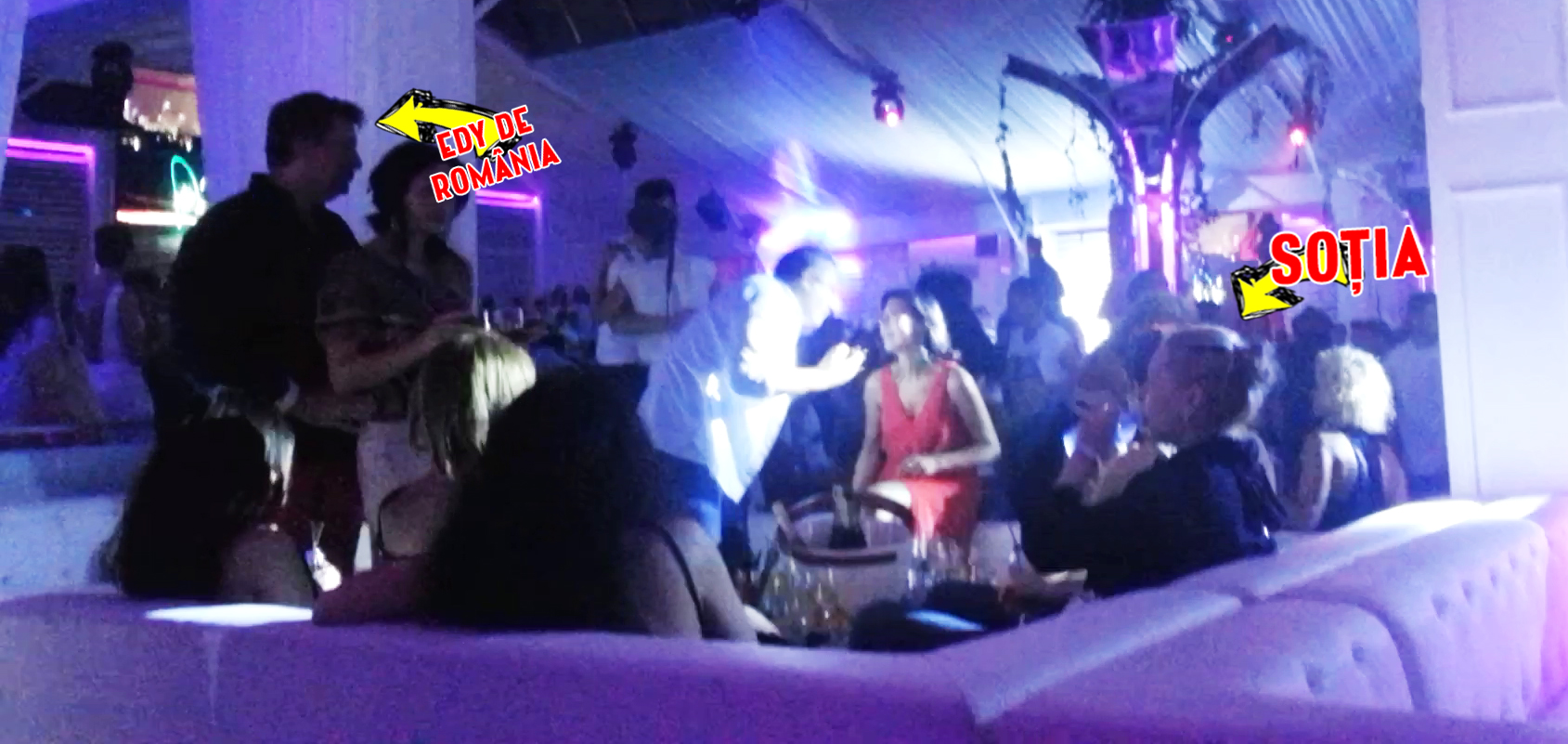 Cu una dintre domnisoare a si dansat chiar in fata sotiei