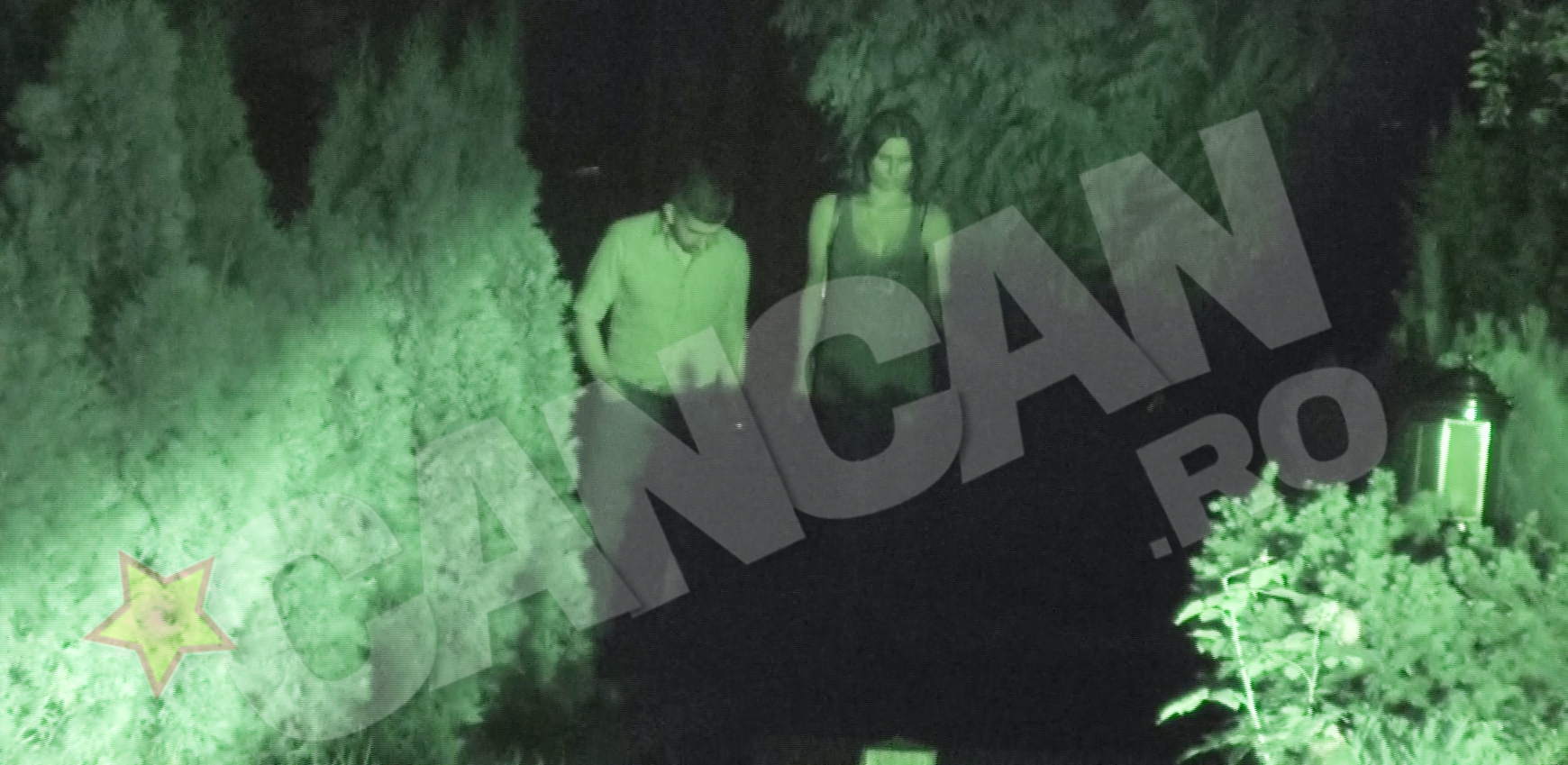 O femeie cu initiativa, blonda l-a luat de brat pe managerul stelistilor