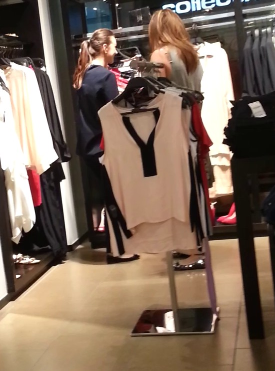 Maria Piturca si-a petrecut duminica la cumparaturi