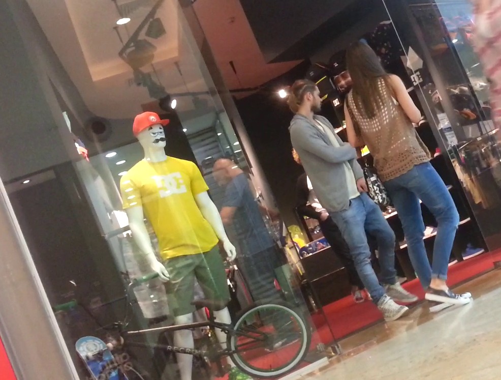 Alex Mataev nu pleaca nicaieri fara iubita sa, Alexandra Dragnea