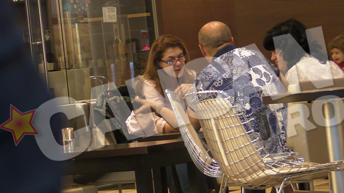 Mihaela Geoana si partenerii ei de discutie studiaza indelung mai multe acte