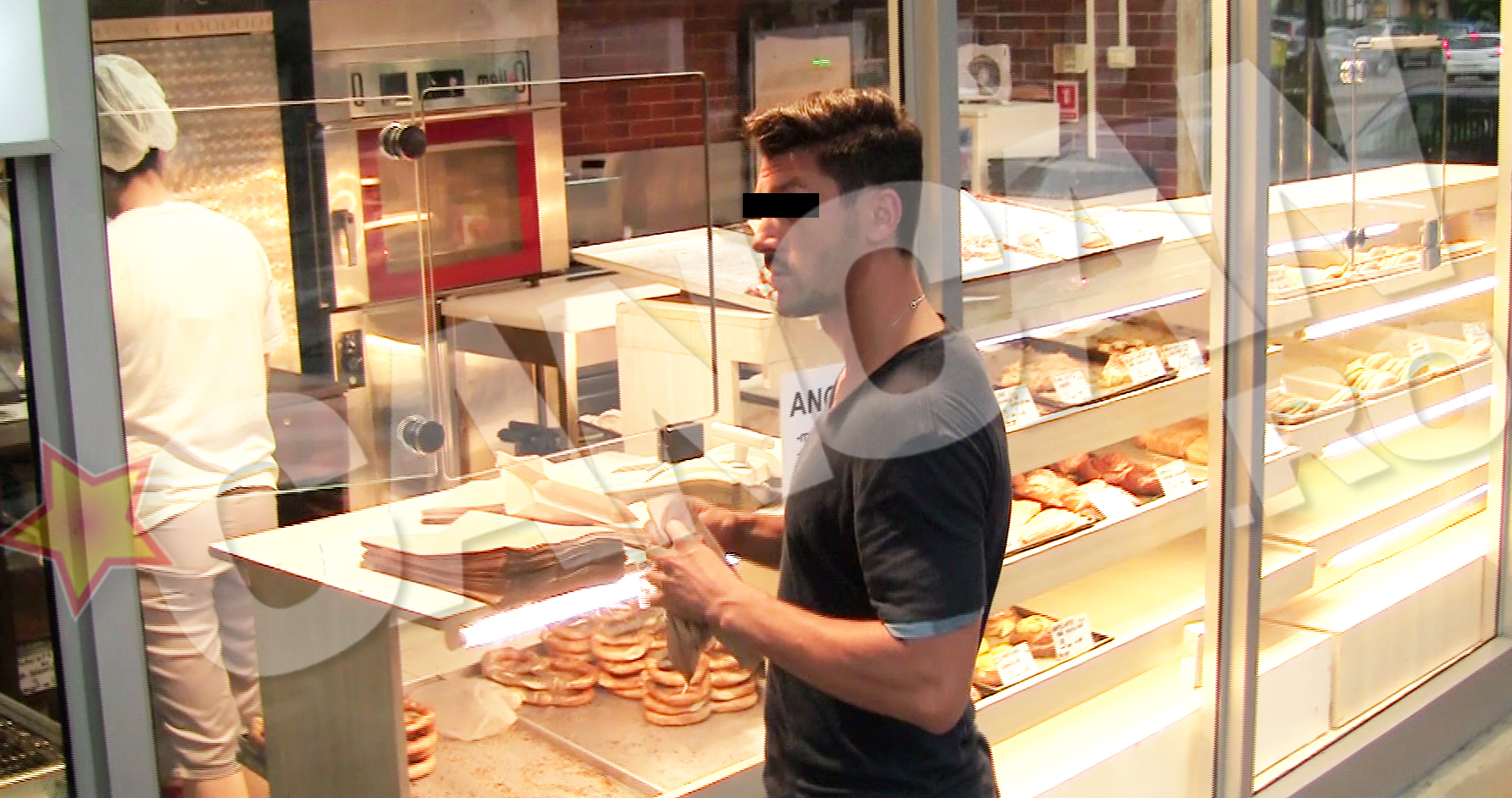 In drum spre casa, fotbalistul s-a oprit sa-si cumpere covrigi