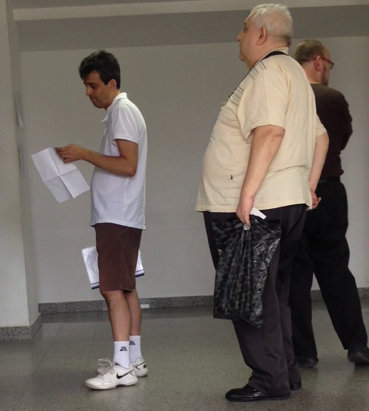 N-a vrut sa-i cedeze locul barbatului mai in varsta