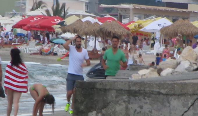 Ciprian Marica se mentine in forma printre turisti