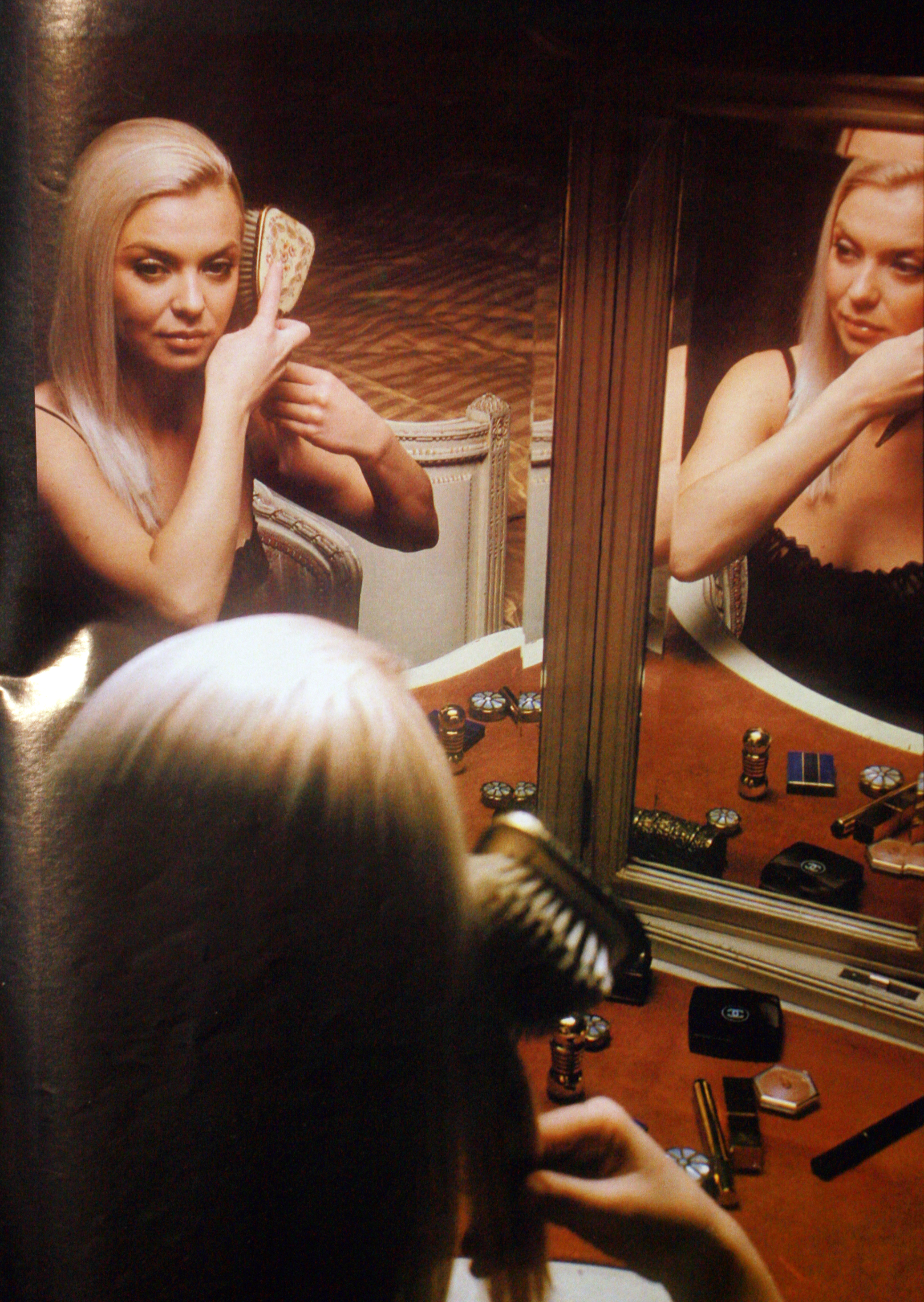 Crina a jucat rolul unei femei maritate, infidele