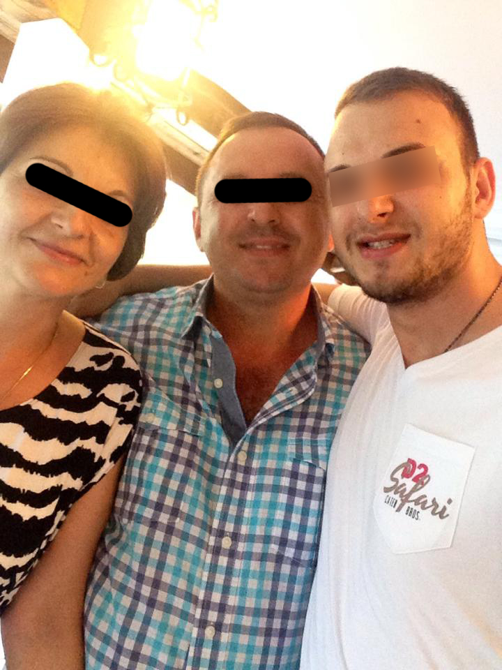 Ultima poza facuta de Marian alaturi de parintii sai