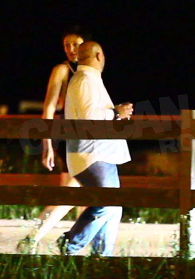 Fostul jurat MasterChef a plecat din club cu o bruneta sexy