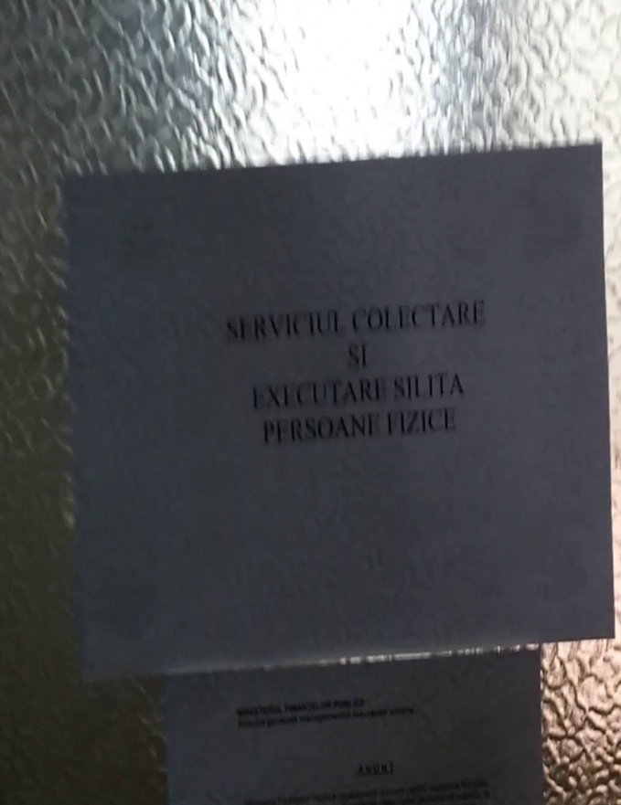 Luminita Popescu a intrat in biroul de executari silite
