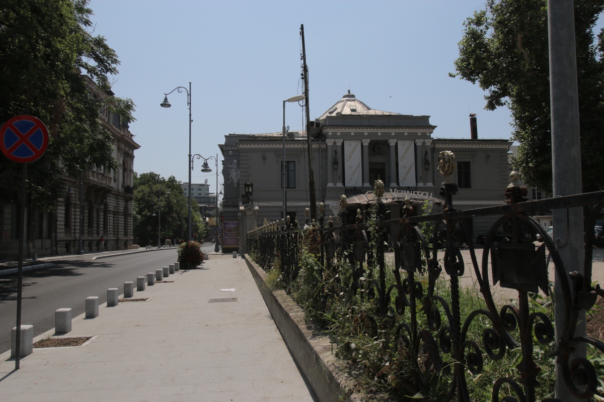 Se spune ca toti cei care si-au pierdut averea aici s-au sinucis