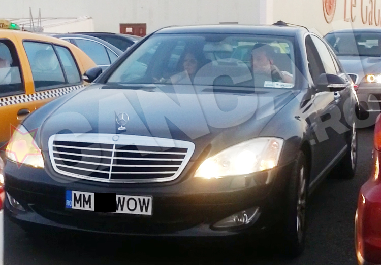 Senatorului i-a revenit rolul de sofer