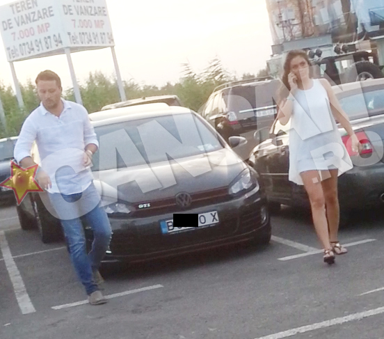 Iubita senatorului este o tanara foarte sexy. nu degeaba s-a indragostit lulea de ea