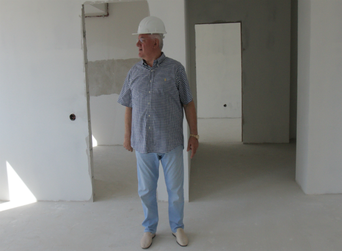 Dragomir prezinta apattamentele pe care in curand le va scoate la vanzare