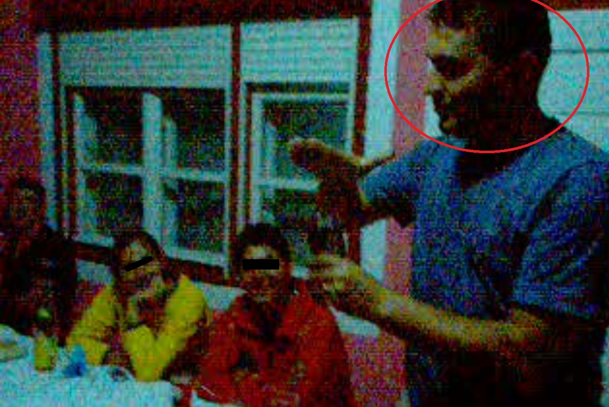 Tamas a fost surprins in timp ce bea dintr-o doza de bere, cot la cot cu un minor