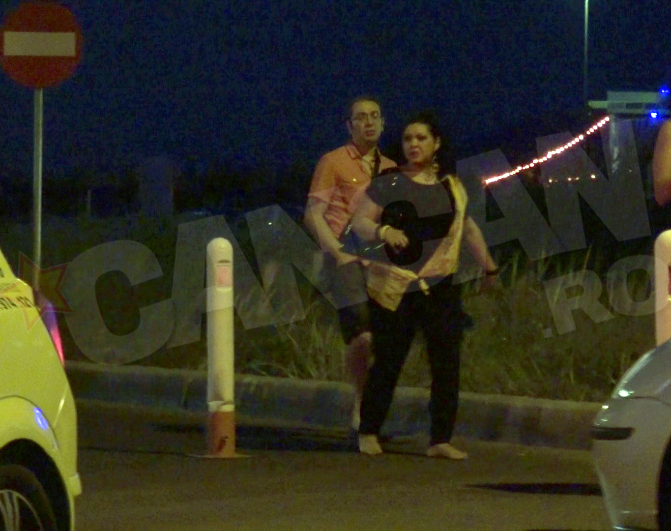 Nesigura pe propriul ei echilibru si obosita, Minodora a plecat desculta de la club