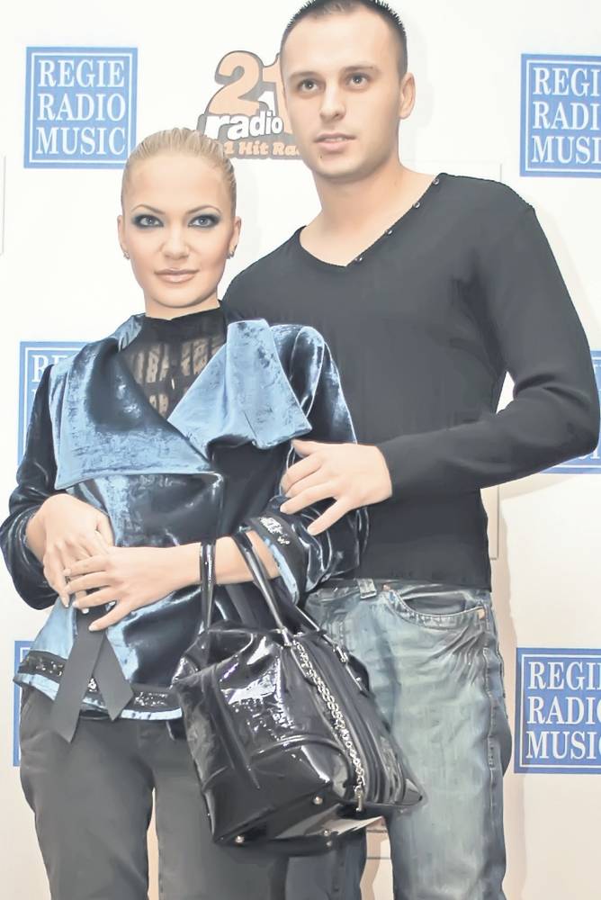 Andreea si sotul ei, Traian Spak