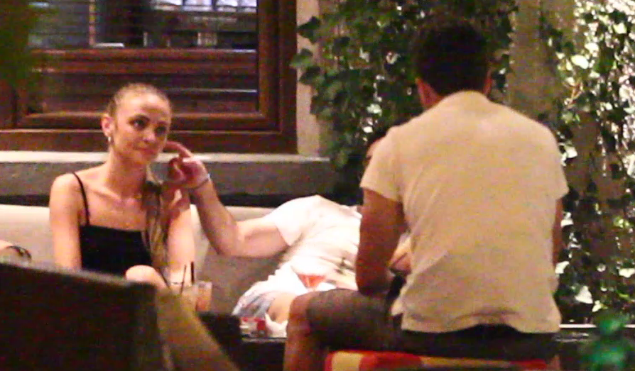 Nepotul lui Gigi Becali o harjoneste pe prietena lui