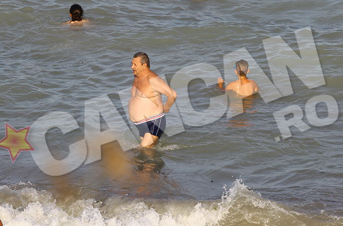 Cand a revenit pe uscat, Duvaz a mers direct la nepotelul sau