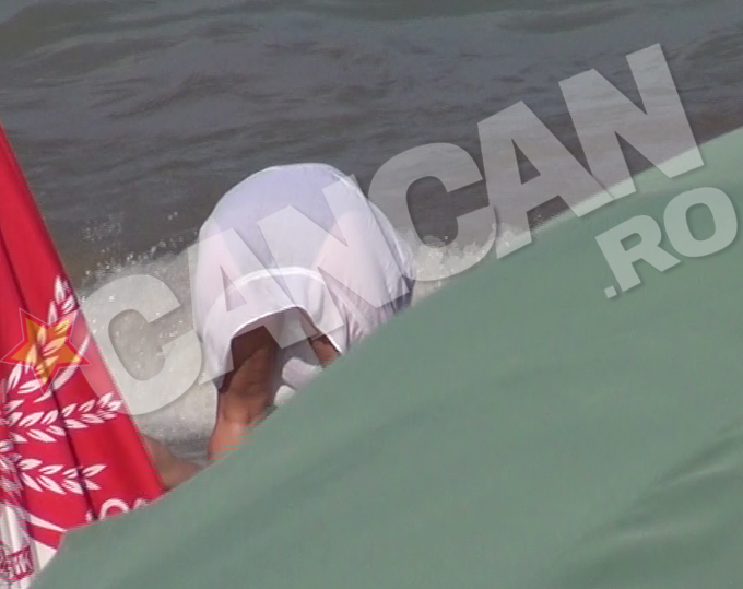 Fiica lui Duvaz, Catinca, a oferit fara sa vrea o priveliste... indecenta