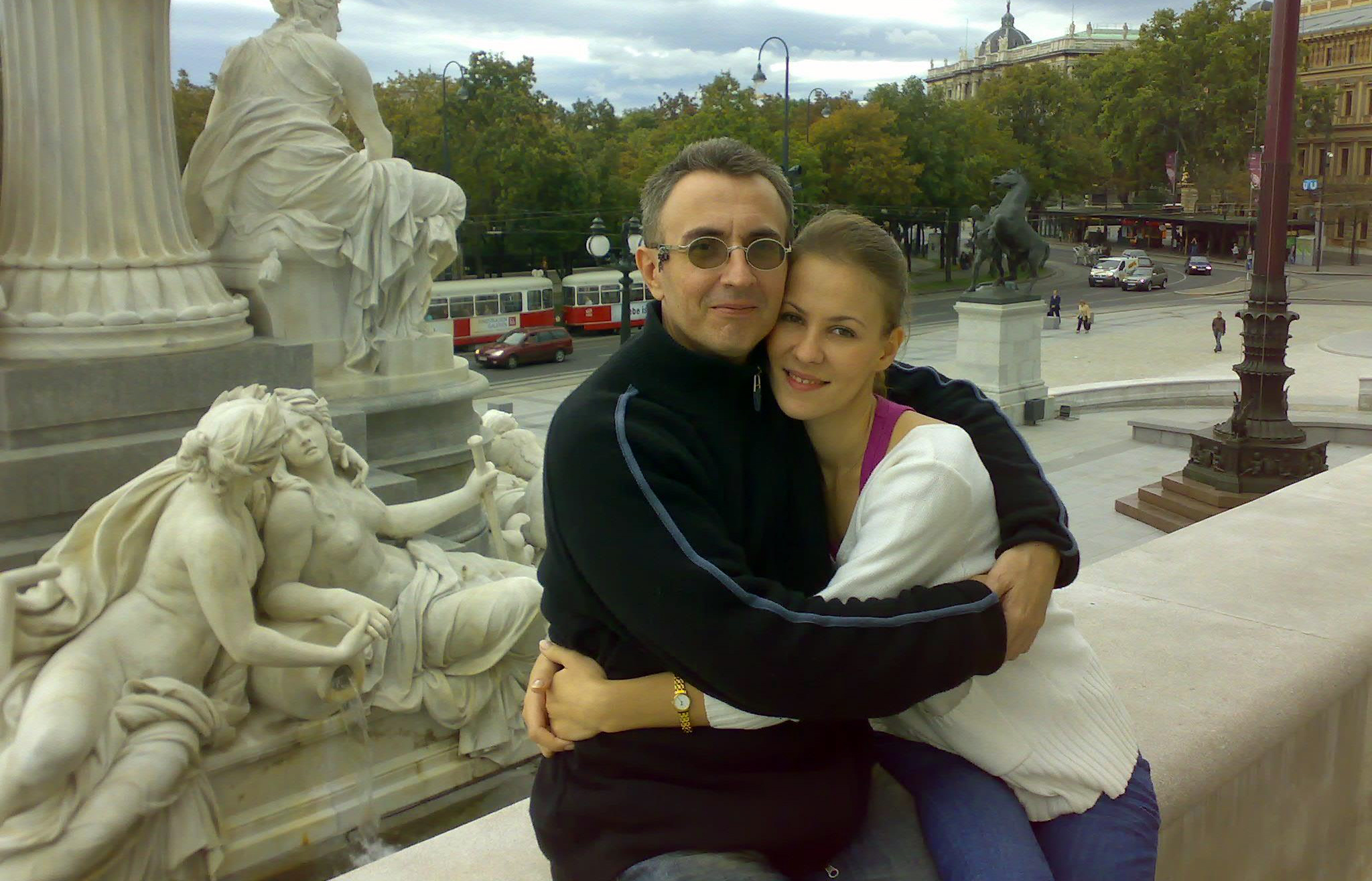 Dan si Irina formeaza o familie din martie 2009