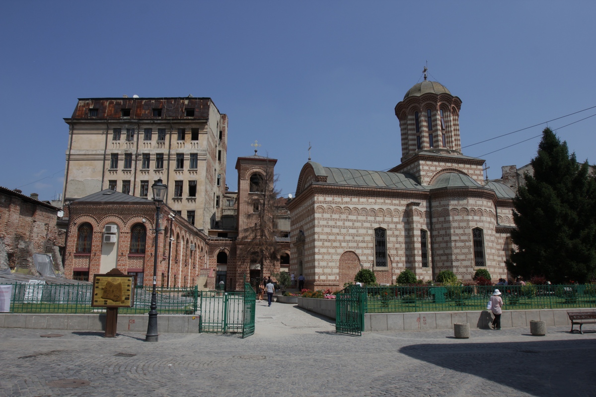 Se spune ca persoanele arse de vii au fost ingropate intr-o groapa comuna