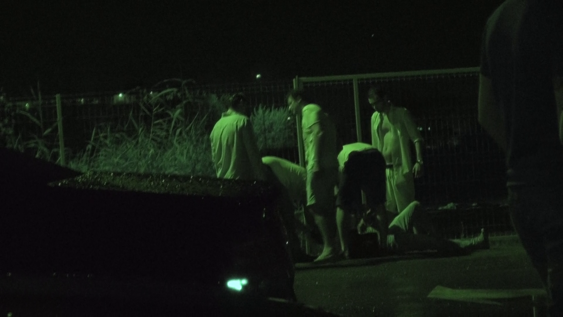 Oamenii de ordine au asteptat ca tanarul sa-si revina