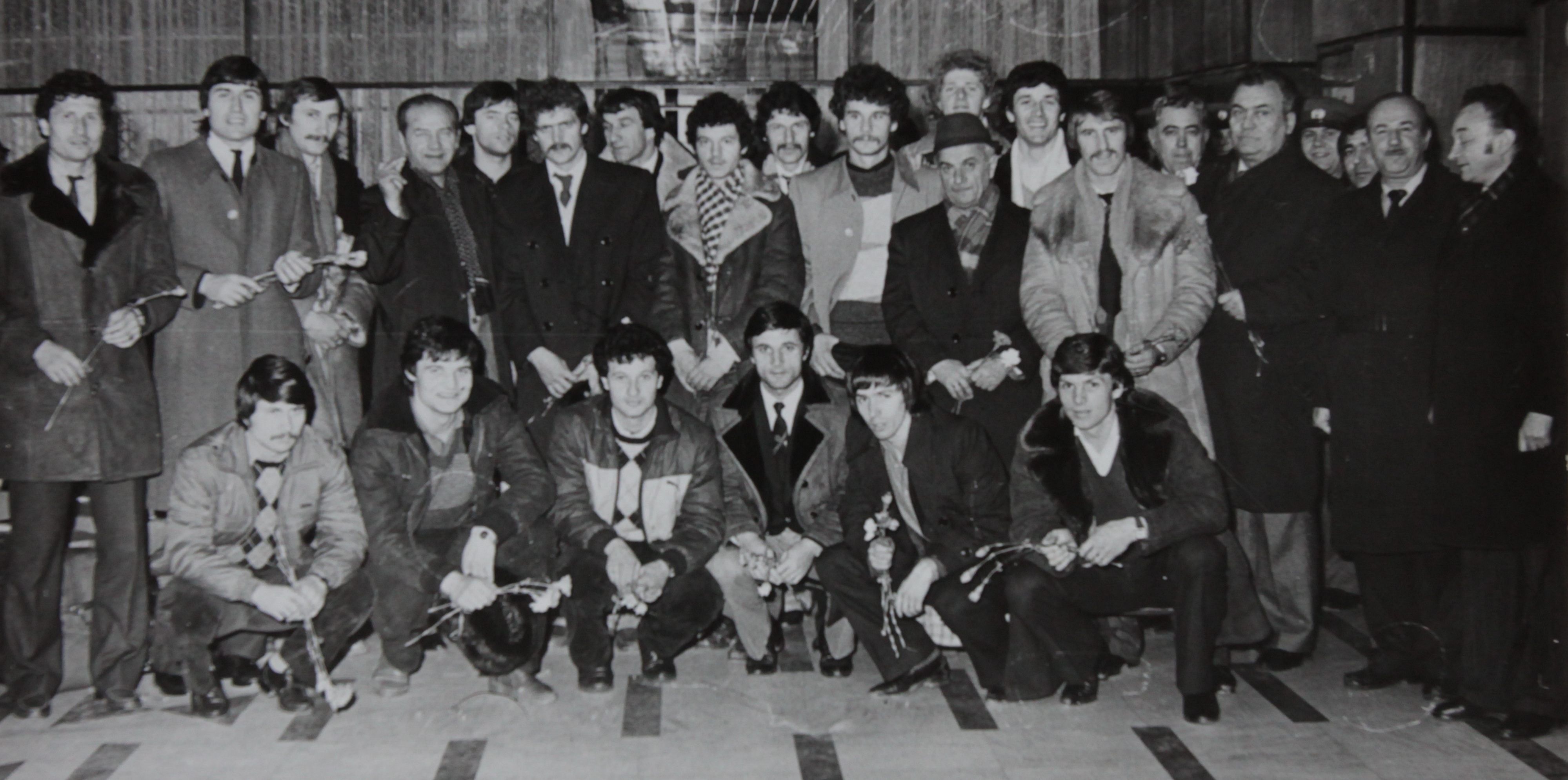 Dinamovistii s-au intors de la Hamburg, dupa calificarea in fata campioanei Europei din 1983