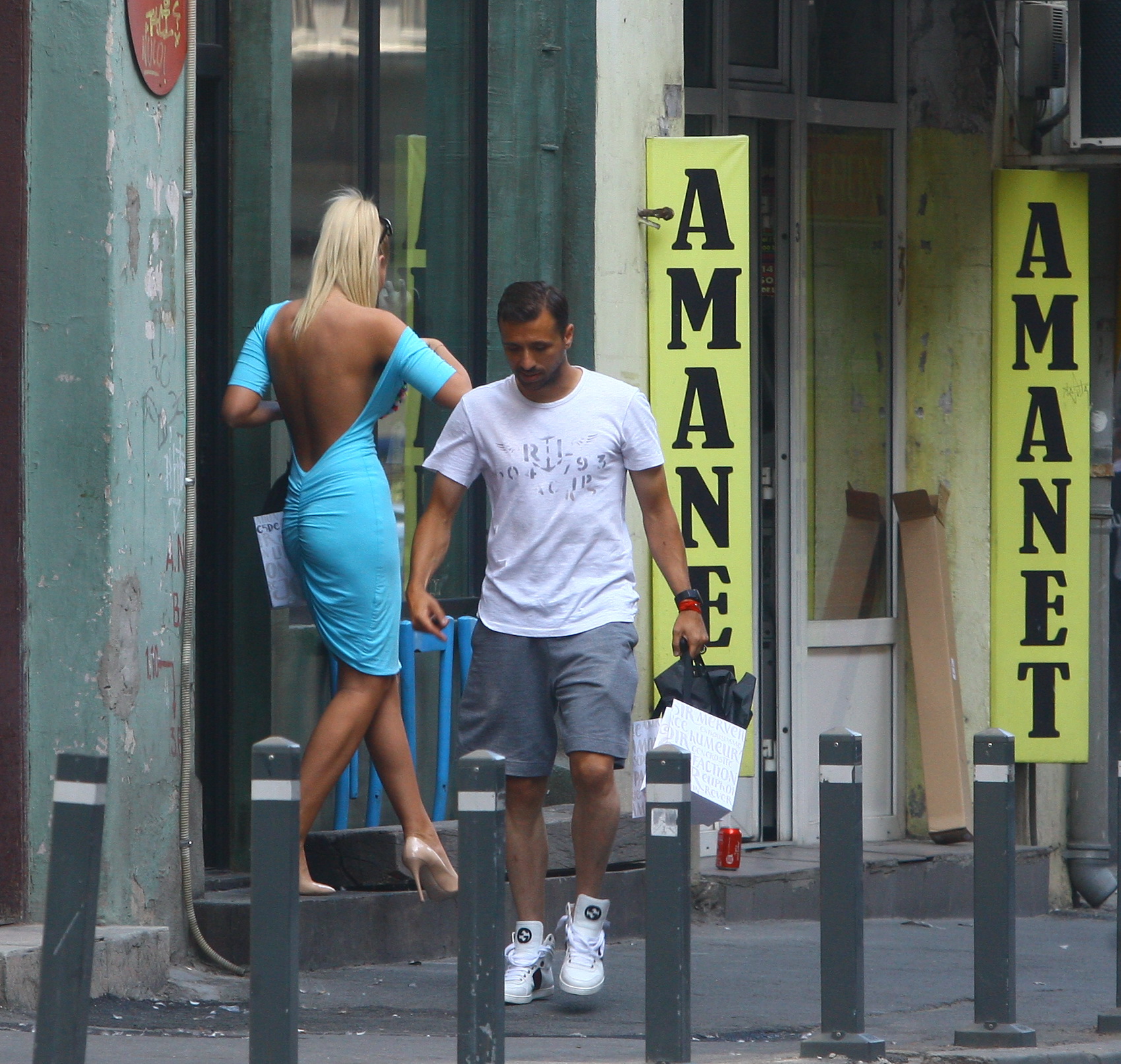 Sanmartean si blonda misterioasa