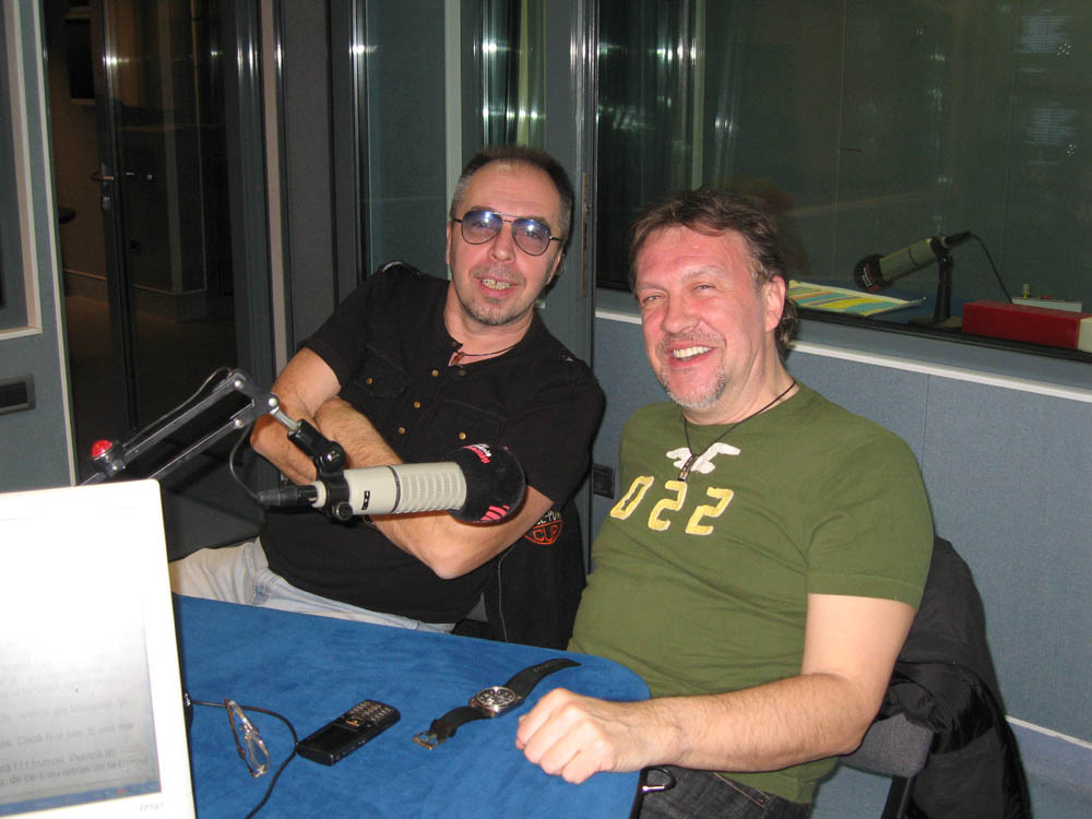 Mihai Pocorschi si Gabriel Cotabita canta impreuna in formatia VH2