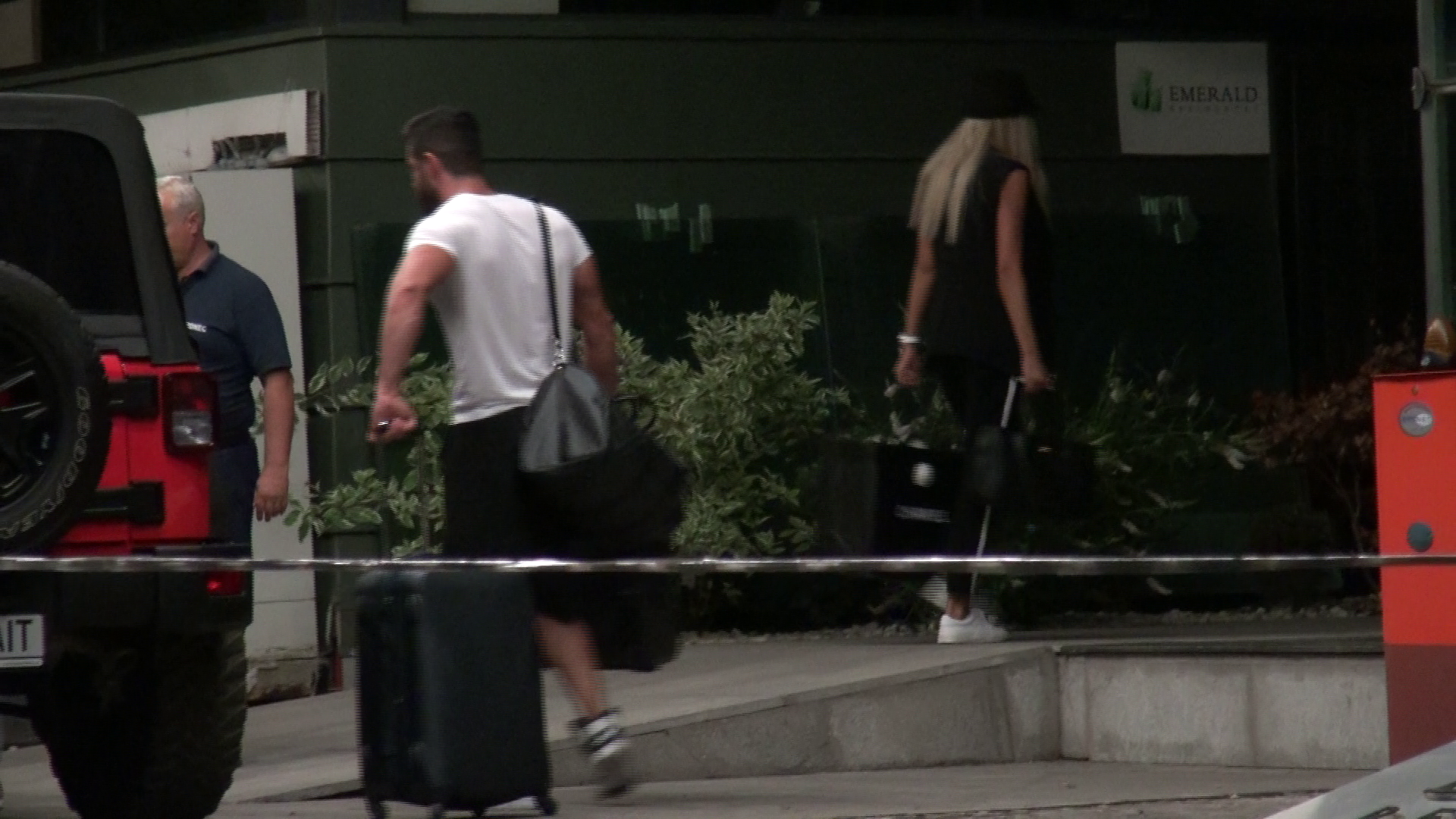 Bianca si Victor au nnoptat acasa la ea, in fostul apartament conjugal