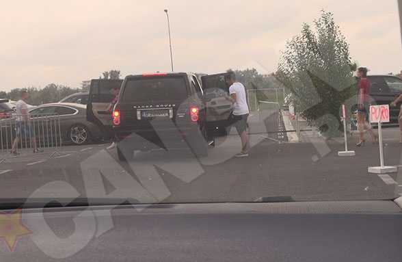 Tinerii sunt pusi pe distractie