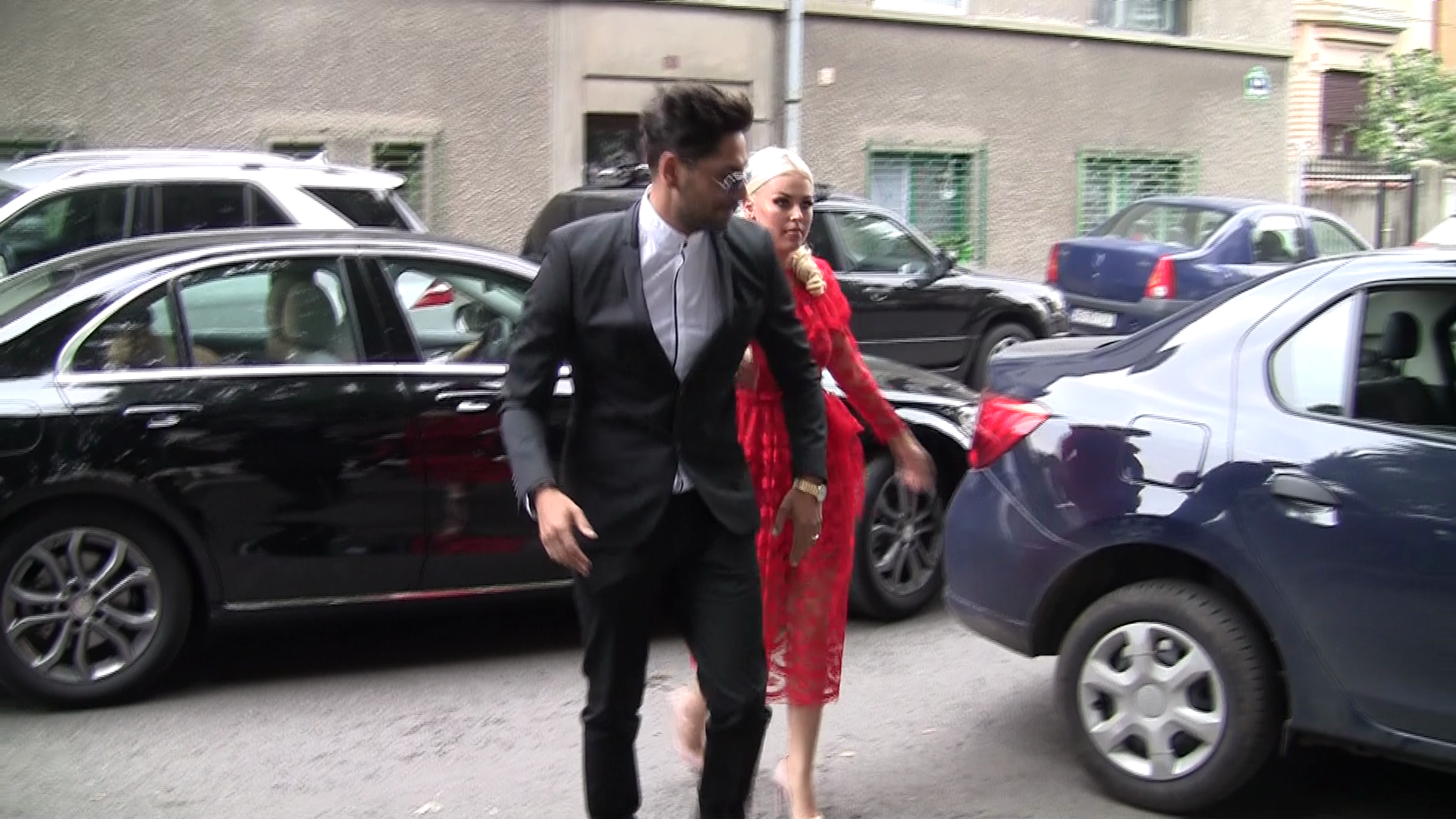 Contrar aparentelor, cei doi au pozat in cea mai fericita familie