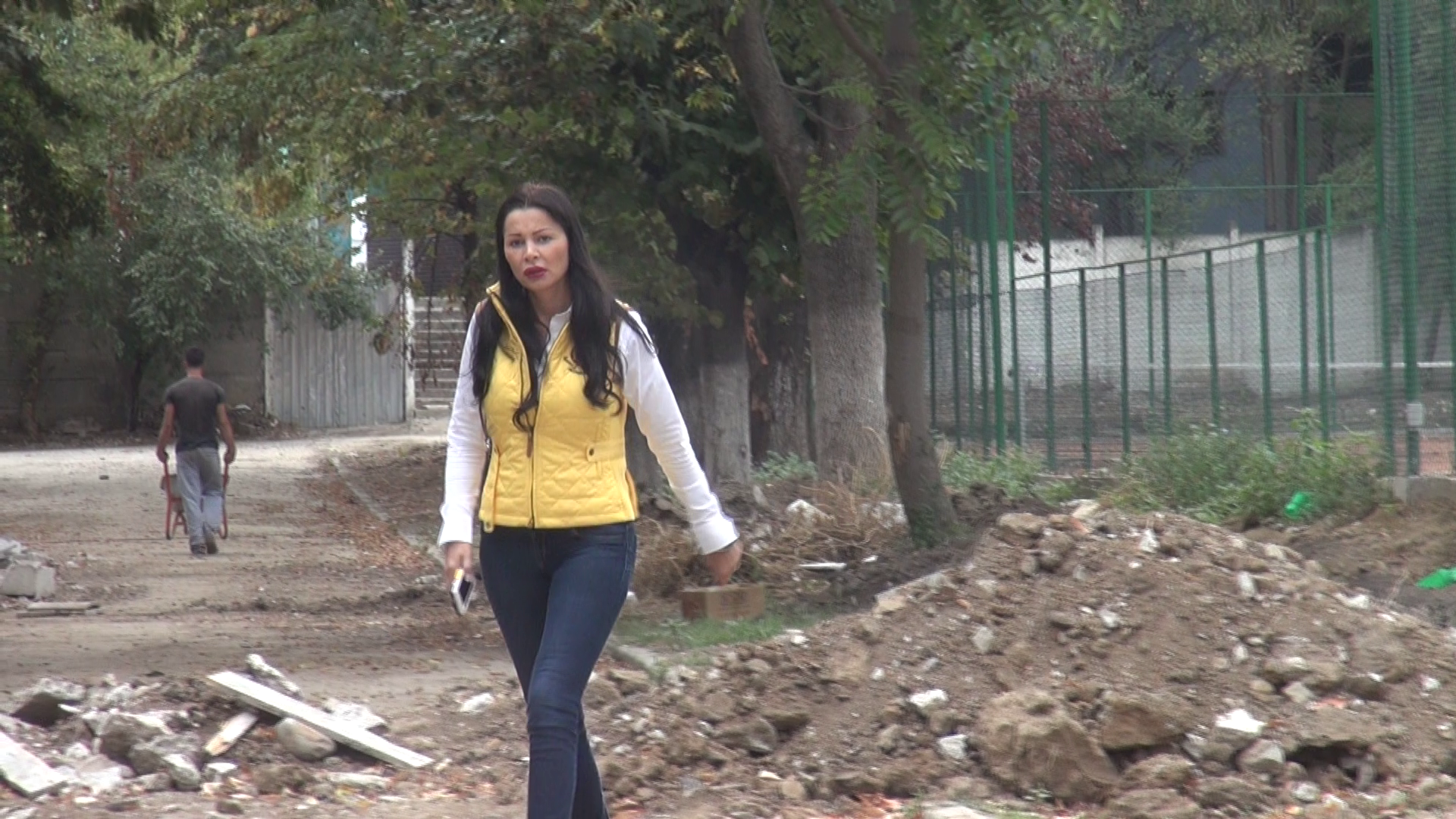 Brigitte merge aproape zilnic la complexul pe care Ilie Nastase vrea sa-l inaugureze cat mai repede