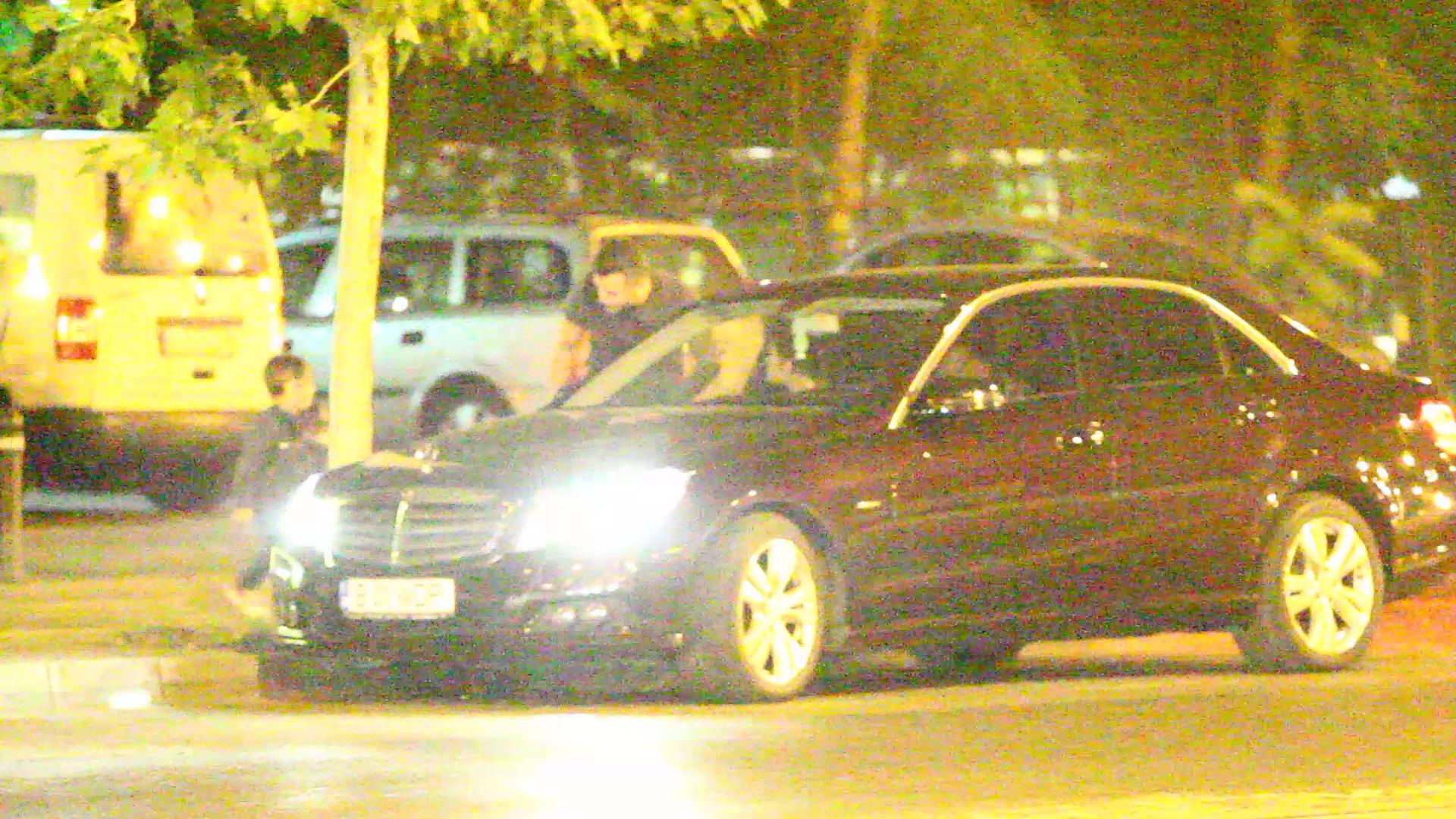 Adrian Enache si Diana au fost condusi pana in strada de Tavi Clonda