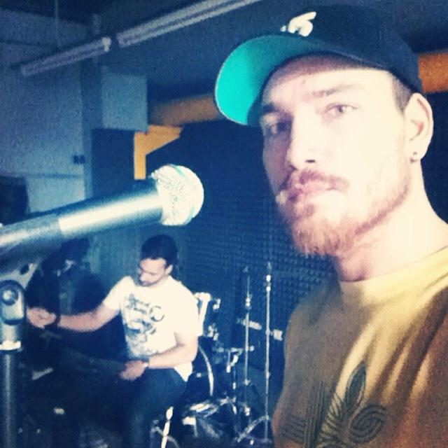 Peter l-a filmat cu camera ascunsa pe mentorul lui, Smiley