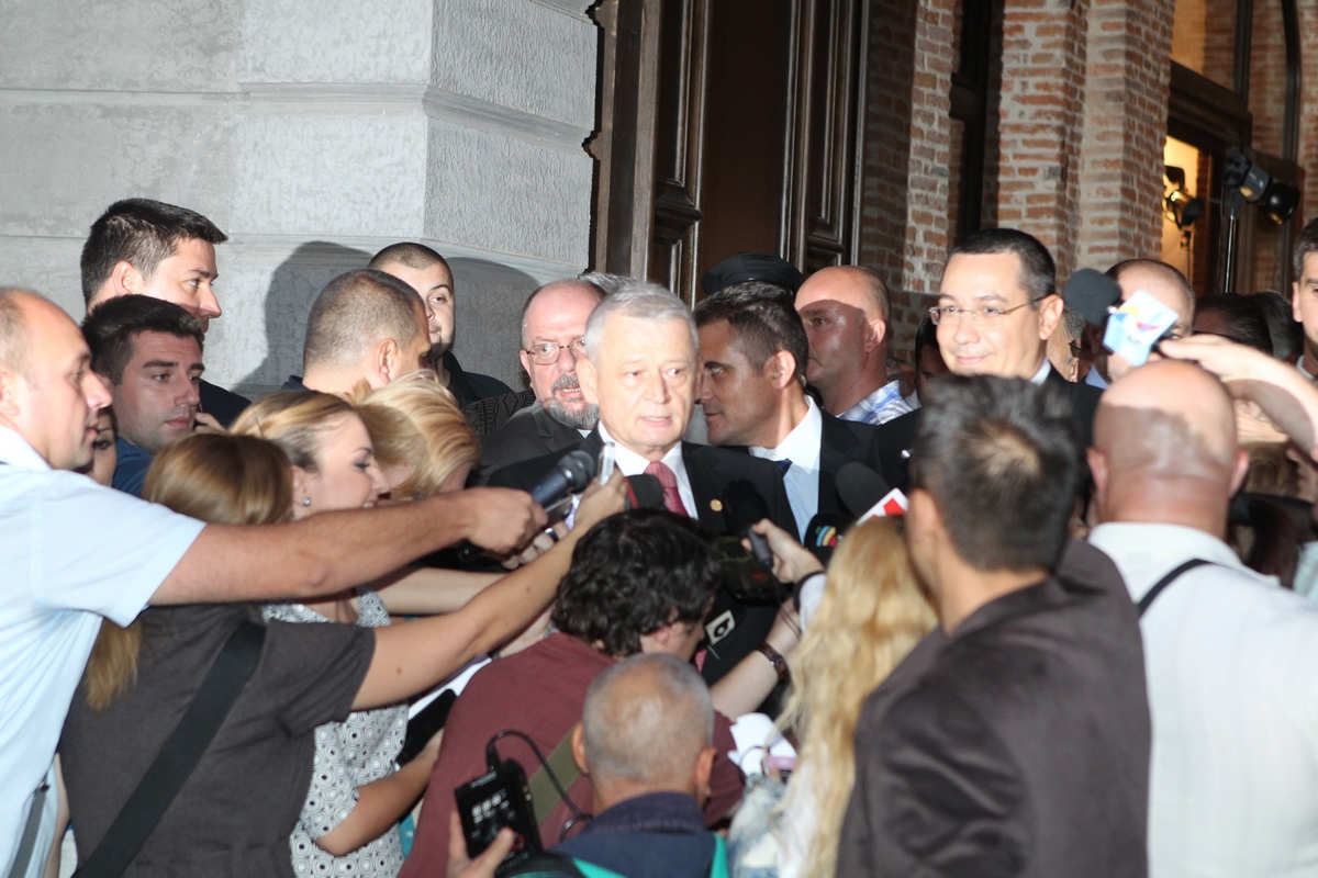 Edilul sef a inagurat Hanul Gabroveni alaturi de premierul Romaniei, Victor Ponta