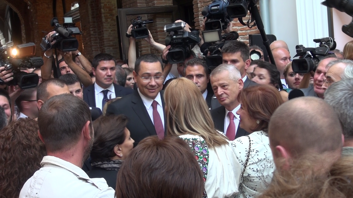 Oprescu este mandru de noul centru cultural oferit bucurestenilor