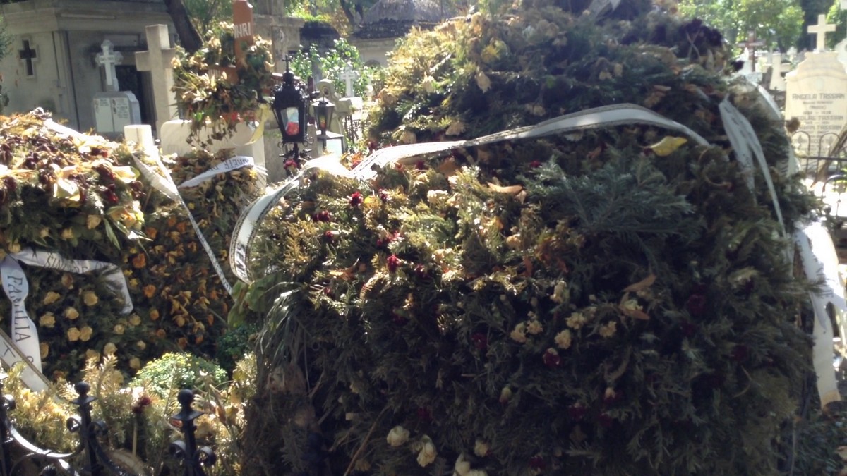 Saptamana trecuta la mormantul lui Dinu Patriciu a venit sotia sa, Dana